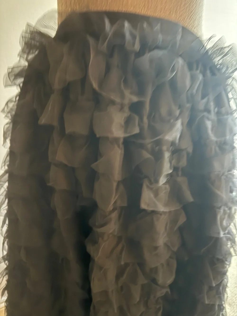Black ruffle tulle skirt - Picture 2 of 4